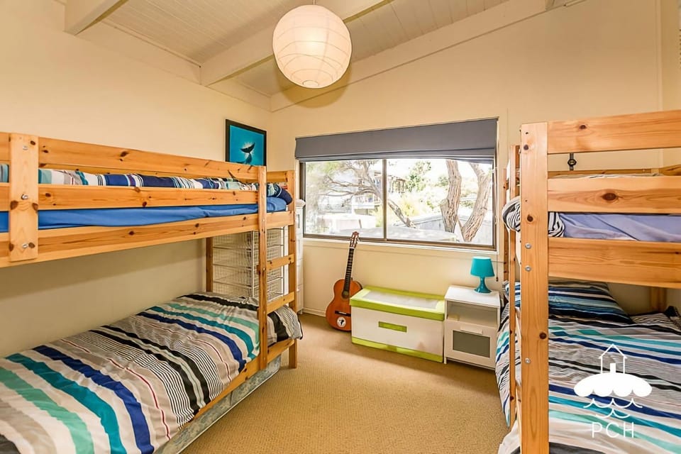 bunk bed