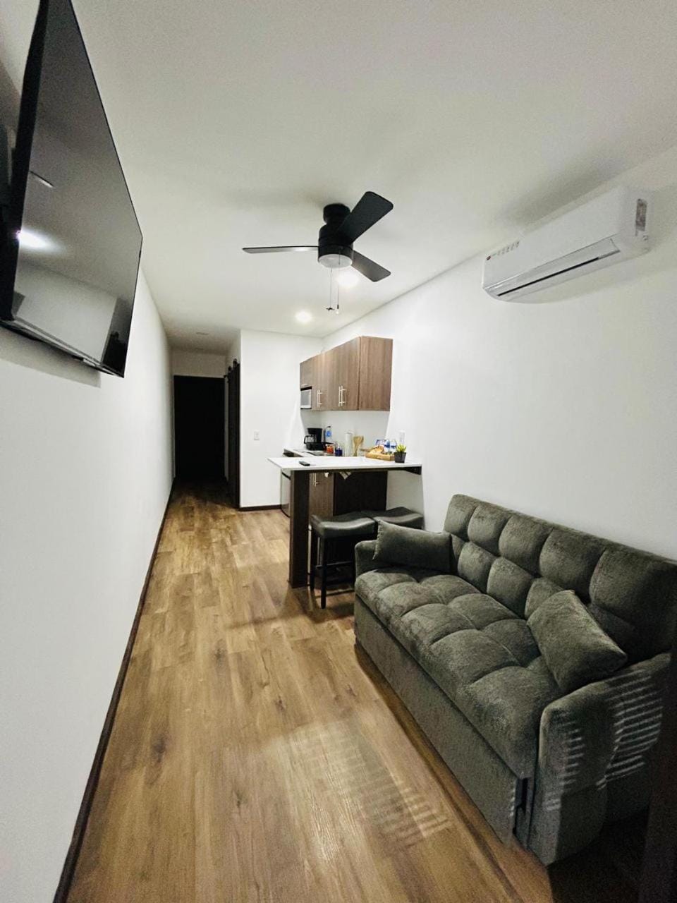 Apartaments in Sandy Bay Apartment in Bay Islands Department