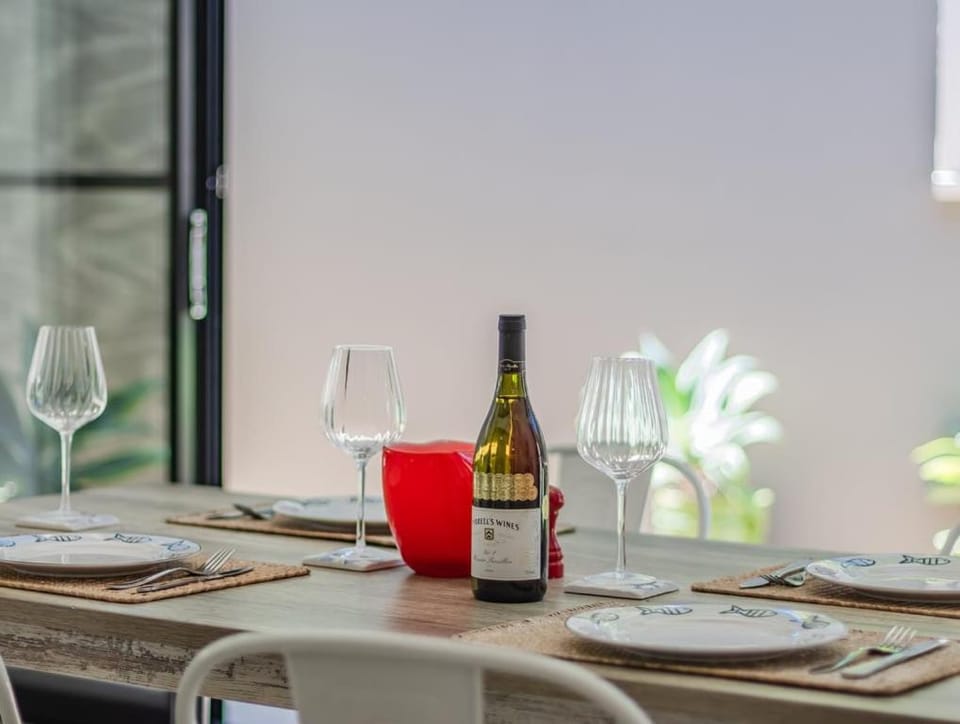 Longboard Coastal Retreat Apartment in Kingscliff
