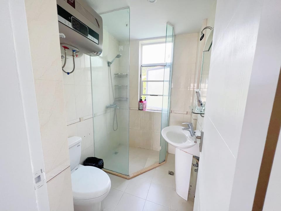Shower, Toilet, Bathroom