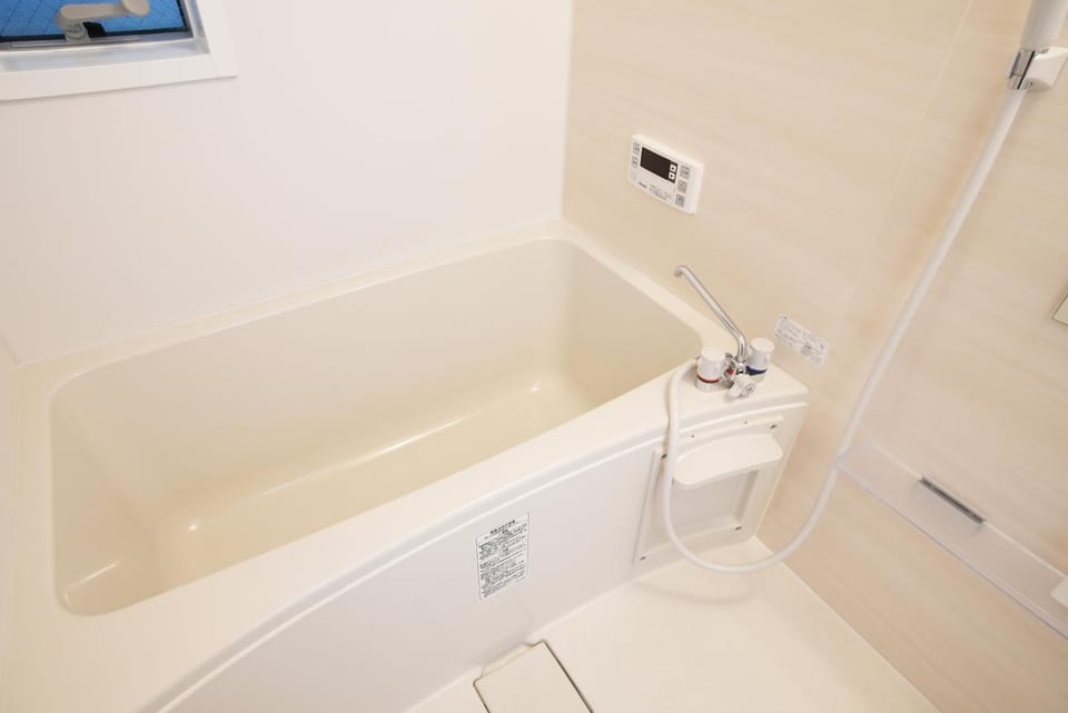 Bathroom, Bath