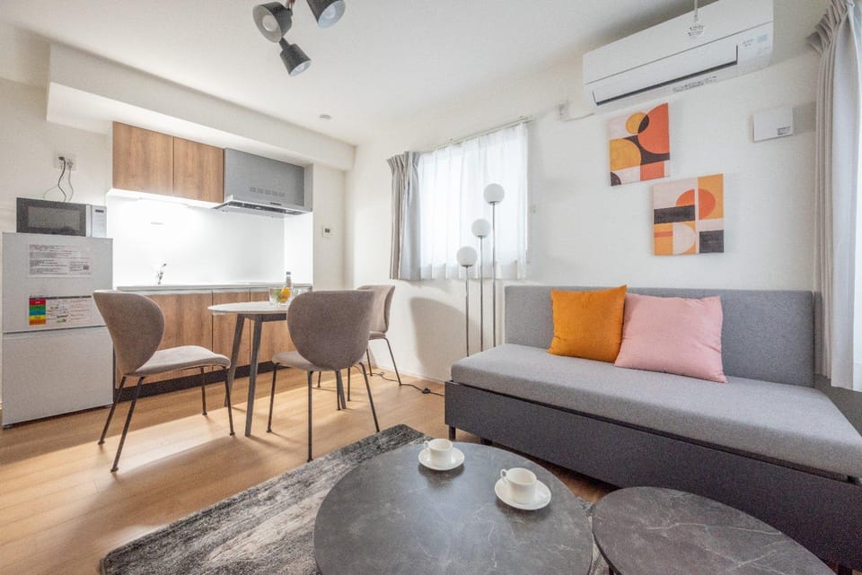 Kitchen or kitchenette, Living room