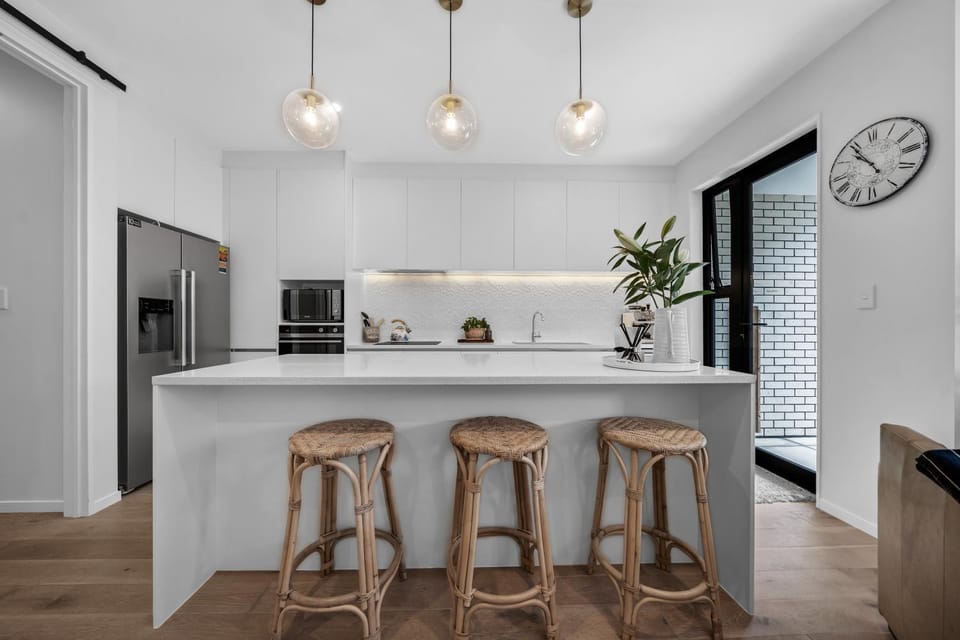 The Point Escape by Bespoke Stays House in Auckland
