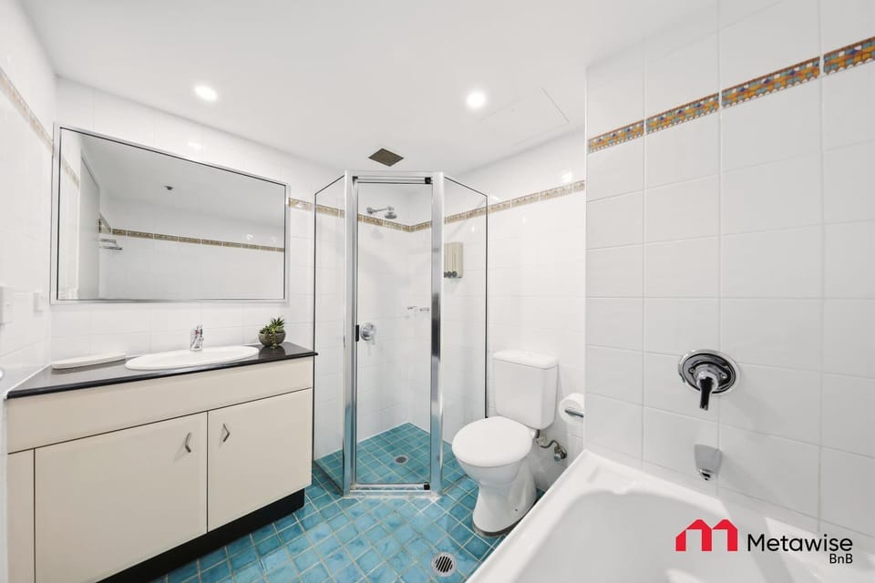 Shower, Bathroom, Bath, towels