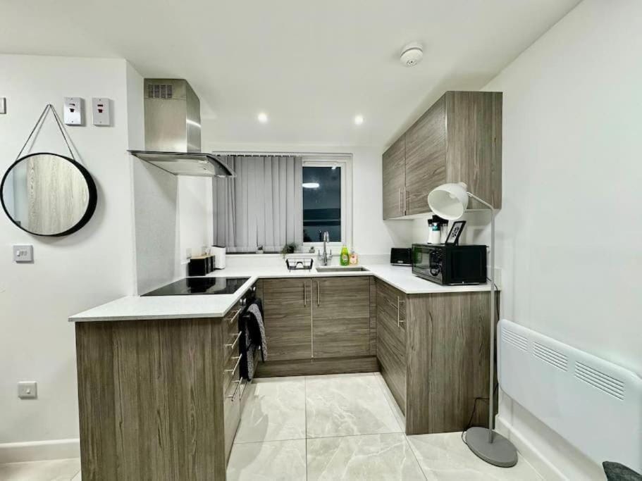 Kitchen or kitchenette, pet friendly, stove