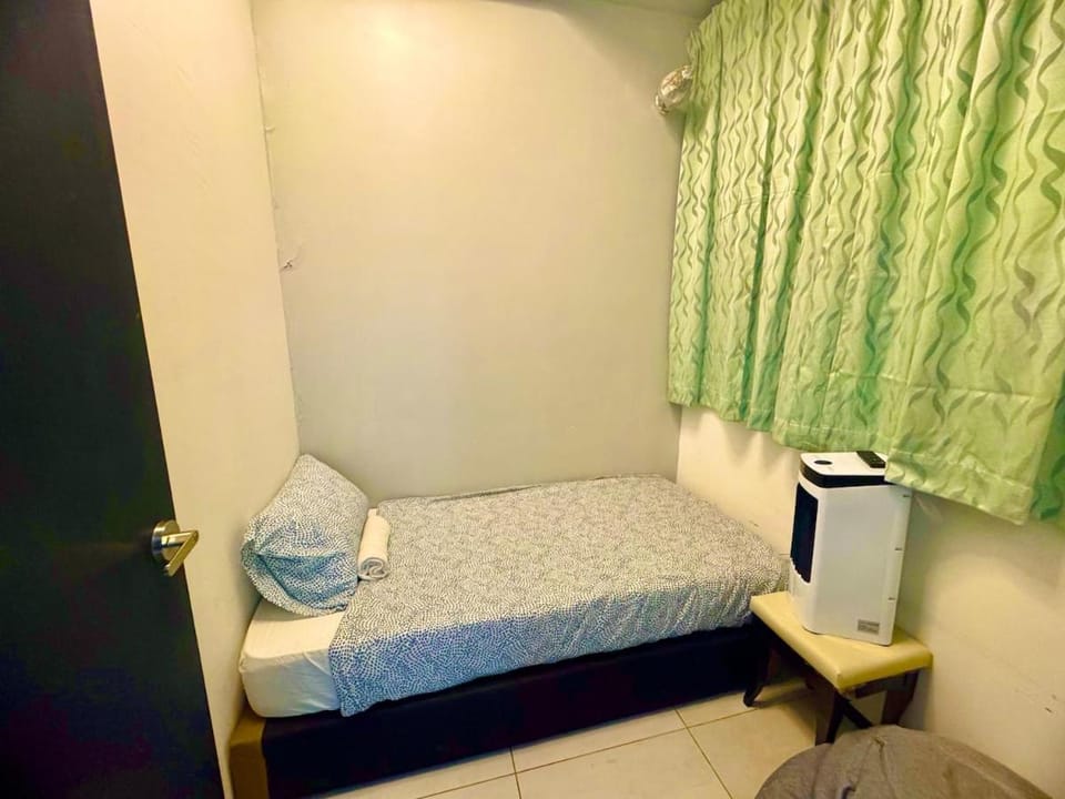 Stylish Luxury3BR Apartment City Skyline View 10 Apartment in George Town