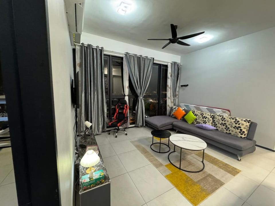 Stylish Luxury3BR Apartment City Skyline View 10 Apartment in George Town