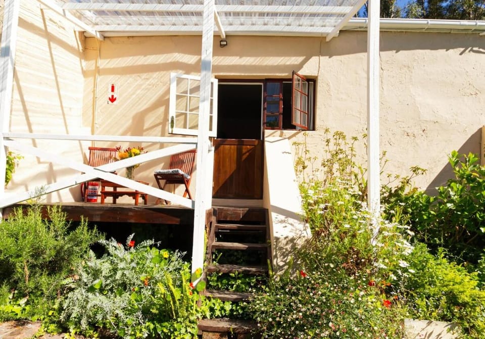 Cosimas Cottage Charming Garden Stay Apartment in Western Cape