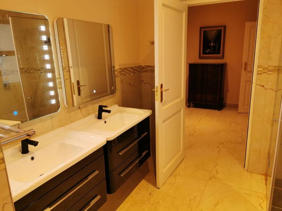 Vineyard Luxury Estate Apartment in Western Cape