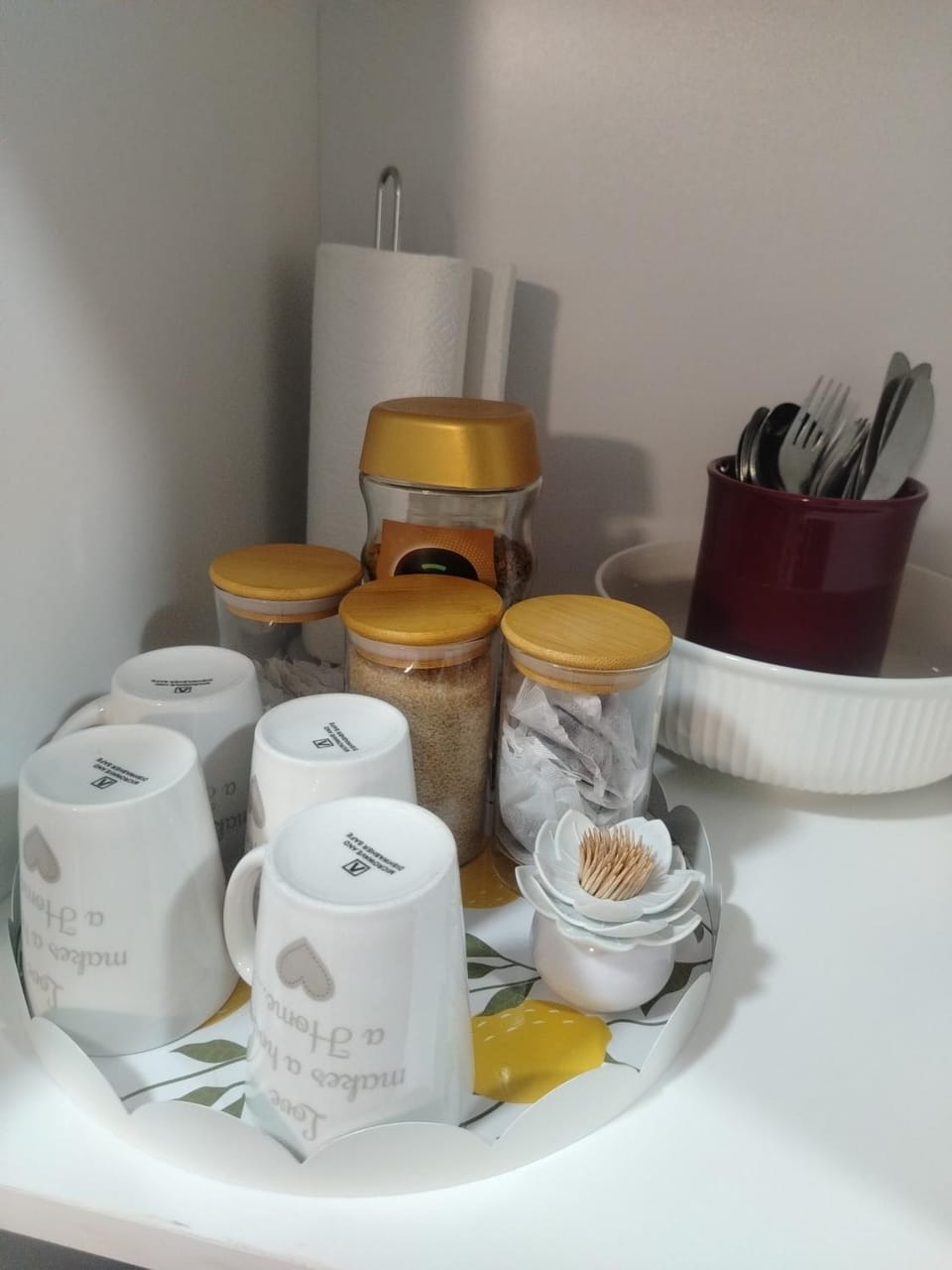 Coffee/tea facilities, Kitchen or kitchenette