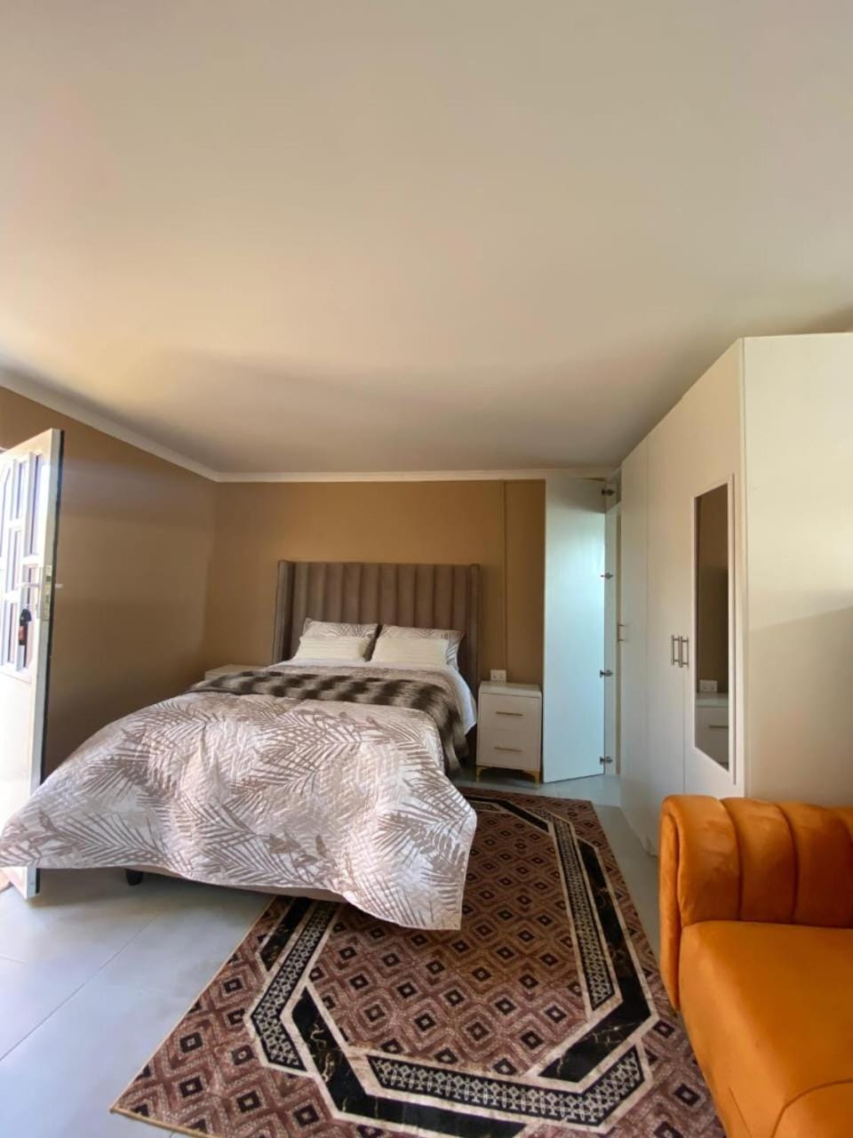 Zambata Self Catering Bed and Breakfast in Port Elizabeth