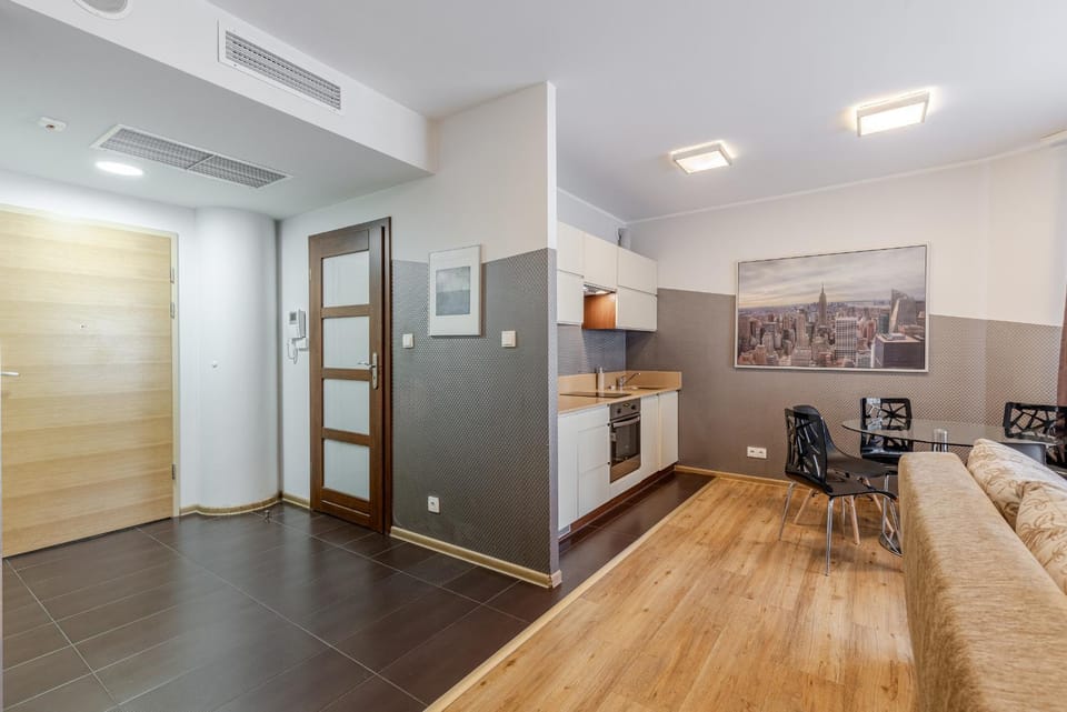 Kitchen or kitchenette, Living room, Seating area