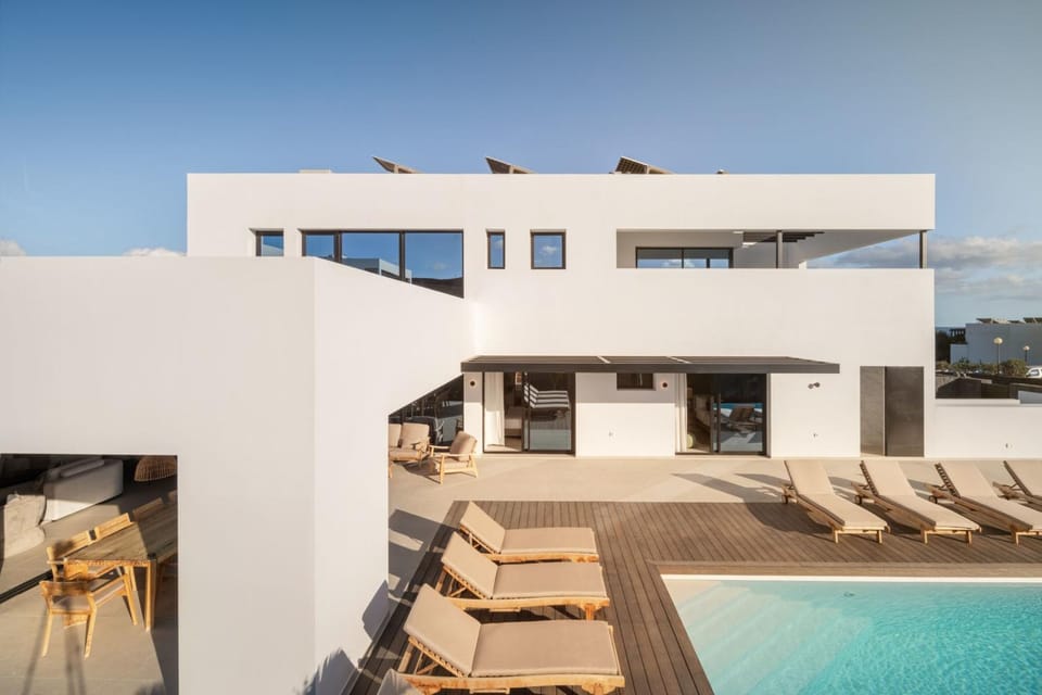 CRISTELLE by Buenavilla Villa in Puerto Calero