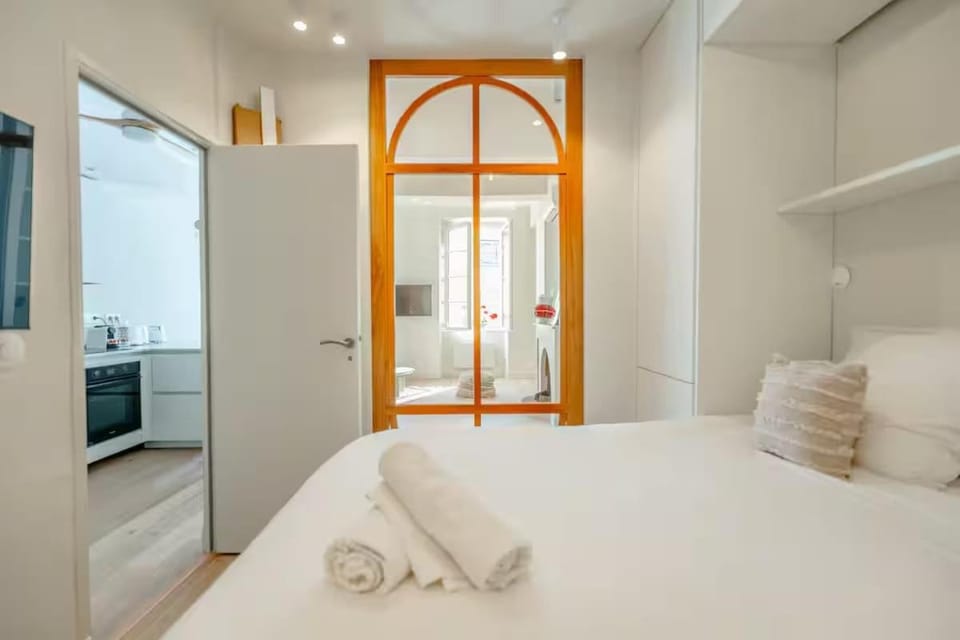 Petit Gambetta l Bright & AC l Shellter-Rentals Apartment in Saint-Tropez