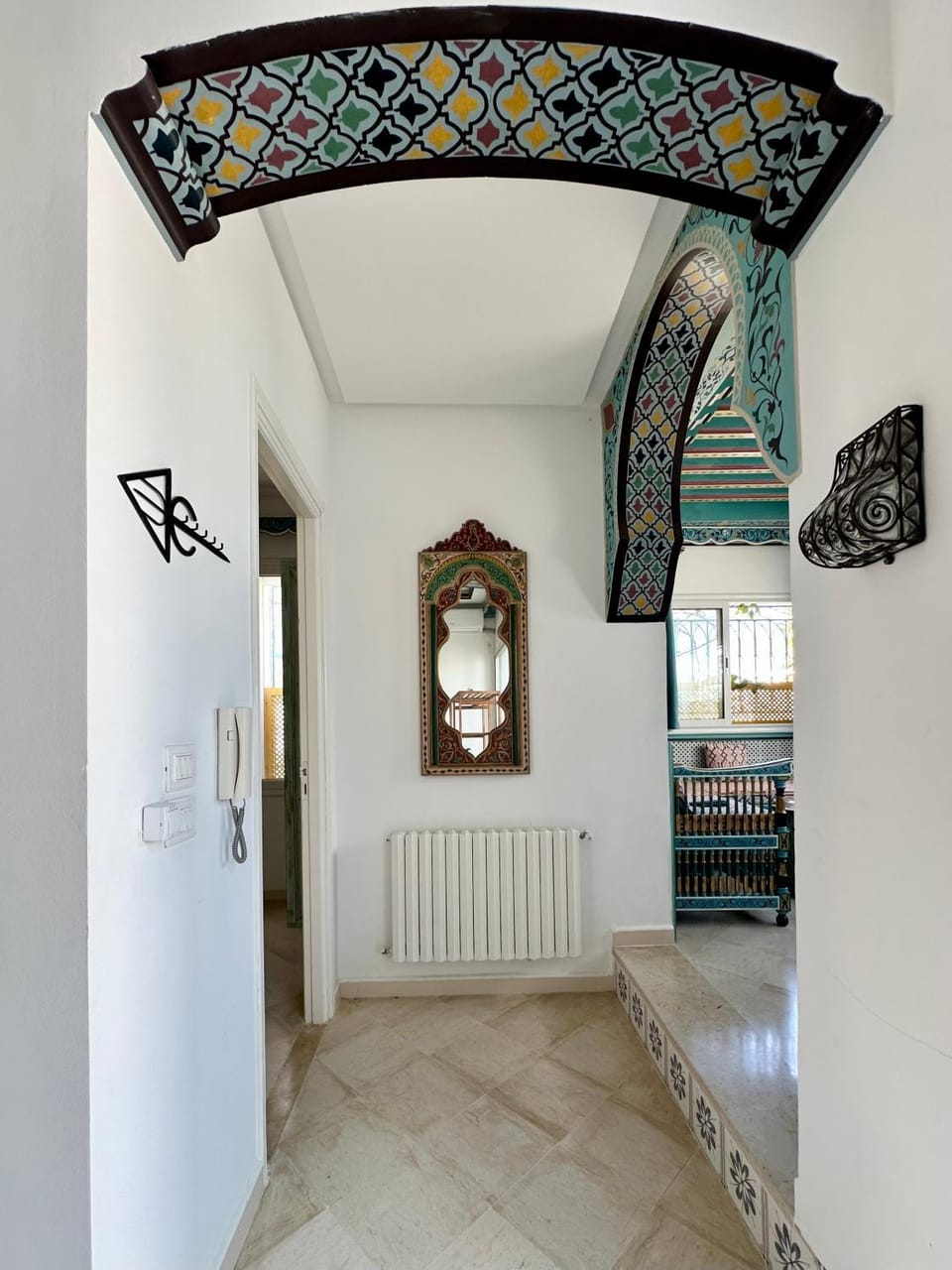 Beachfront Mediterranean Escape Apartment in Tunis Governorate, Tunisia