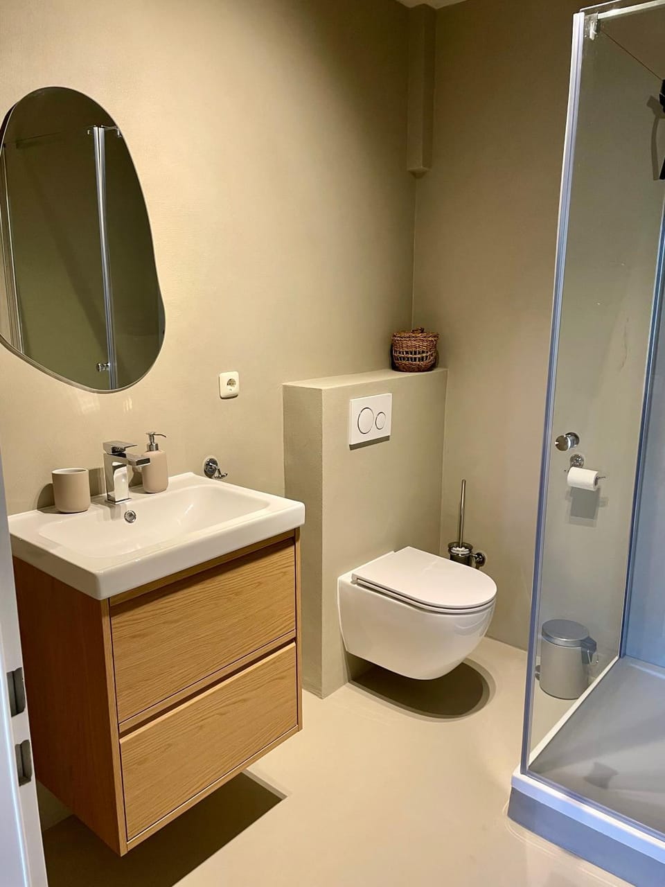 Shower, Bathroom