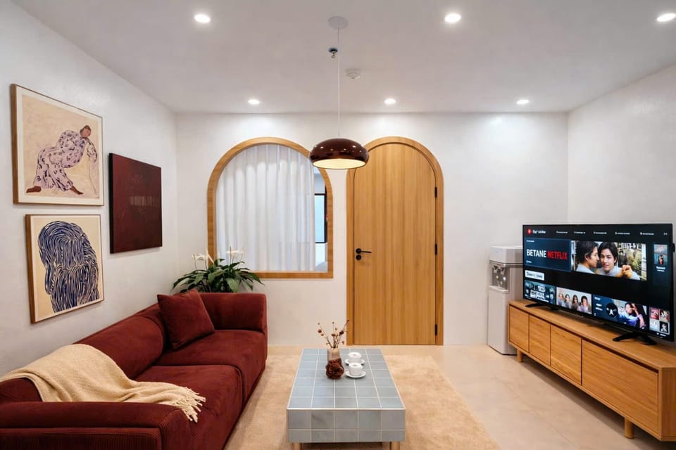 Communal lounge/ TV room, TV and multimedia, Living room