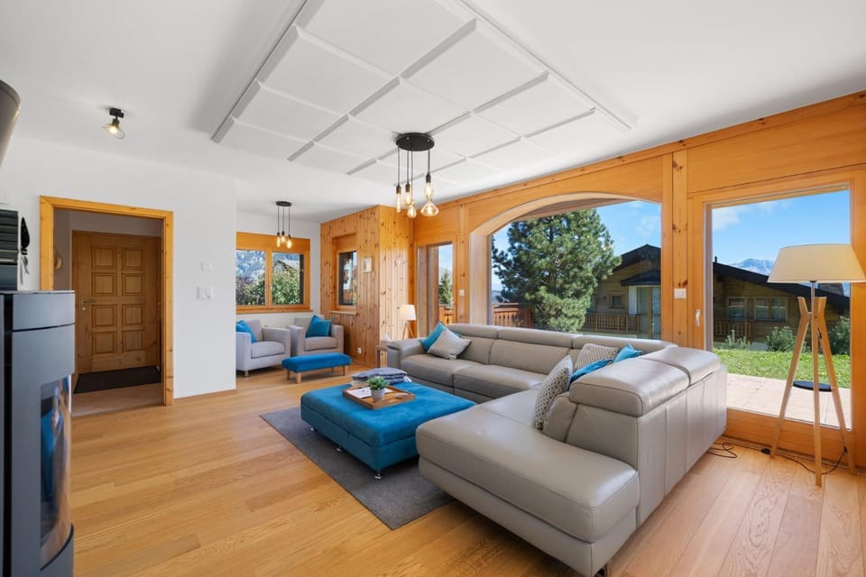 Communal lounge/ TV room, Living room