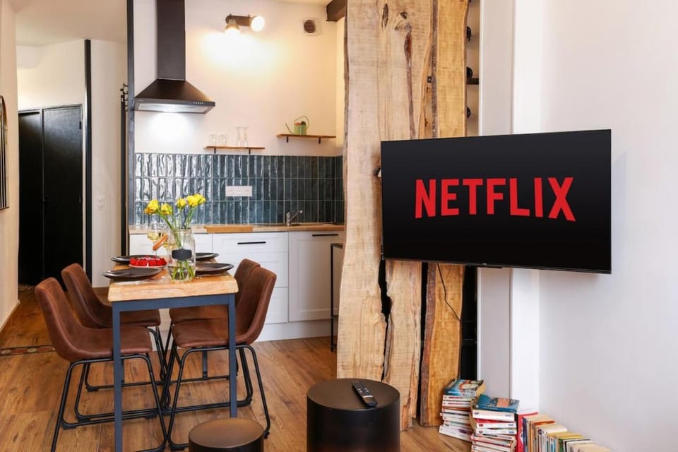 Communal lounge/ TV room, TV and multimedia