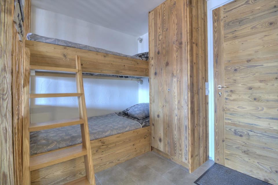 Appartement Cristal 504 pres de la telecabine a Anzere Cabin in Canton of Valais