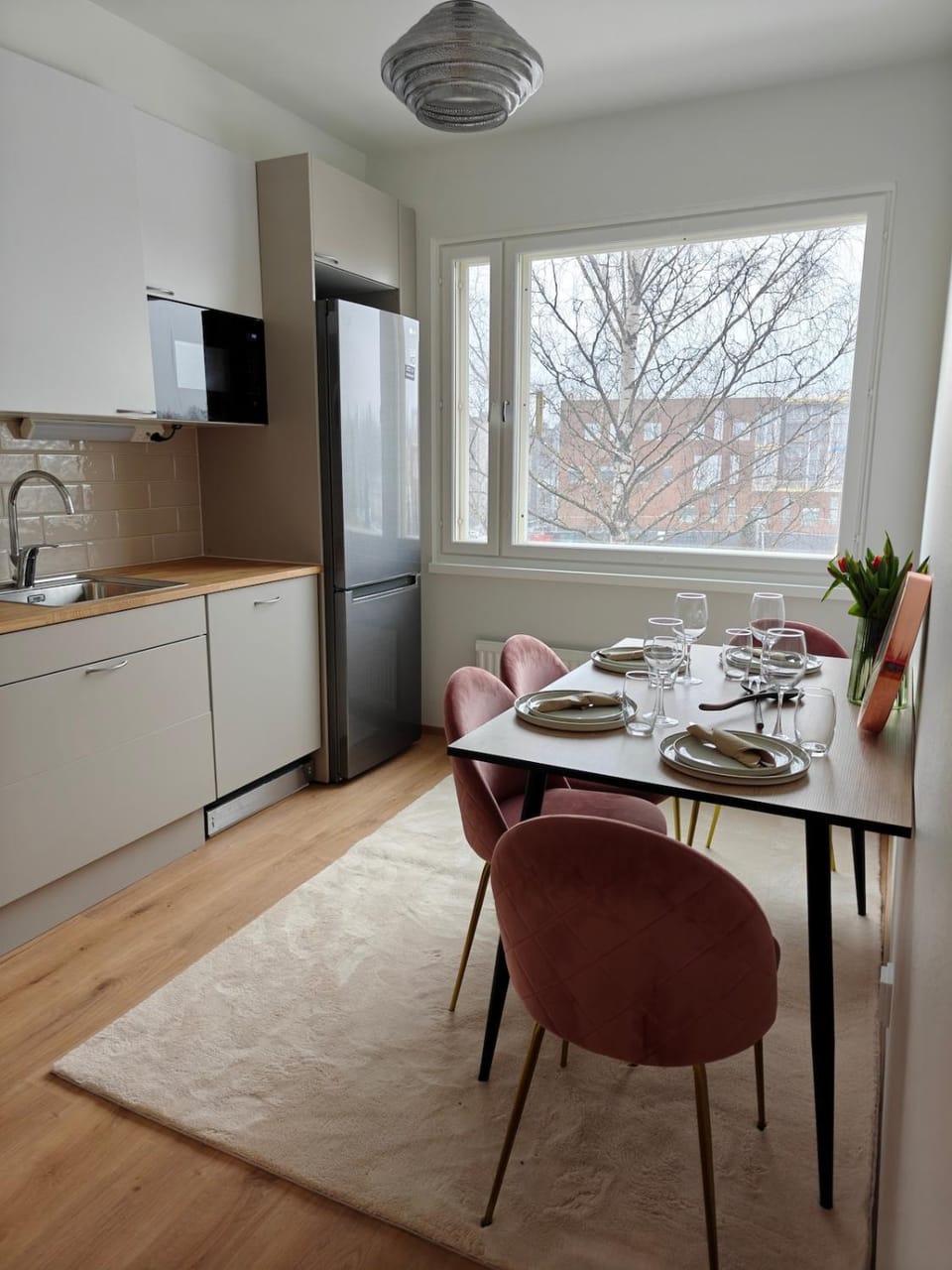 Modern and beautiful two-bedroom apartment, WiFi and parking Apartment in Uusimaa