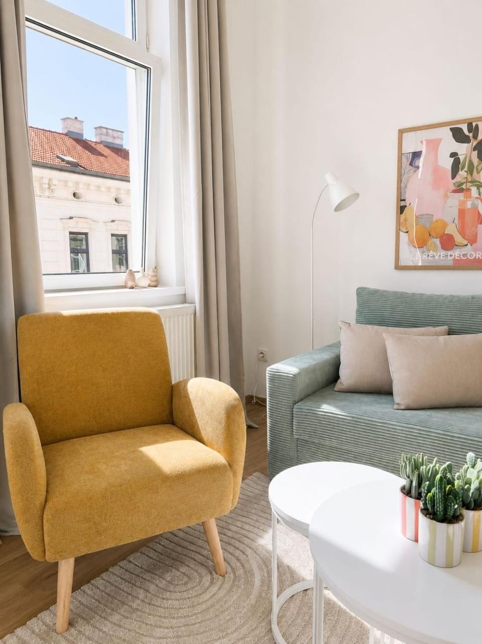 Living room, Seating area
