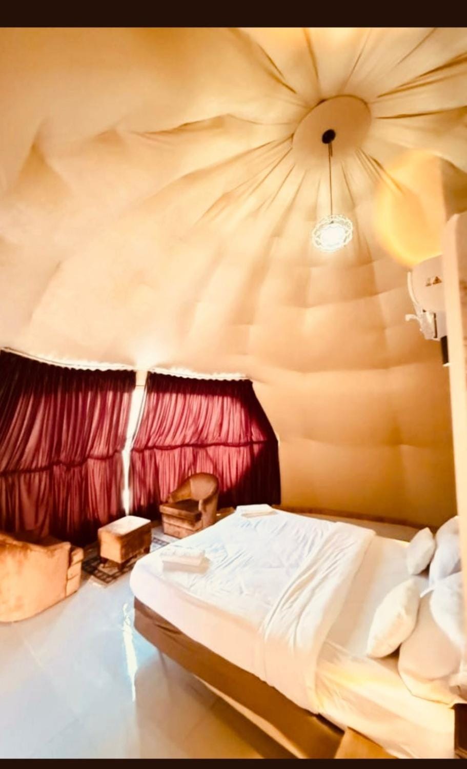 Bed, Photo of the whole room, Bedroom, fireplace, towels