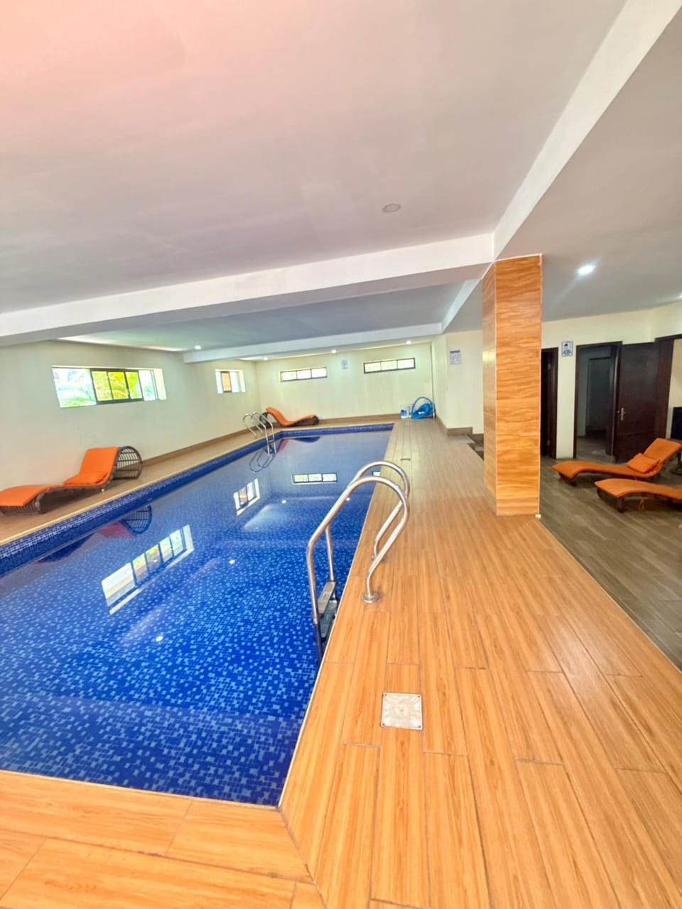Pool view, Swimming pool