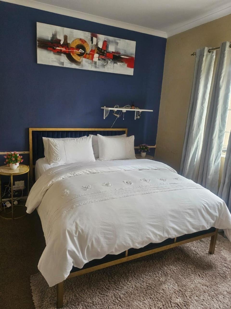 Nico on Crescent Guest House Apartment in Port Elizabeth