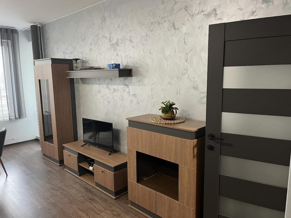 New apartment with parking,metro,expo center,airport Apartment in Sofia