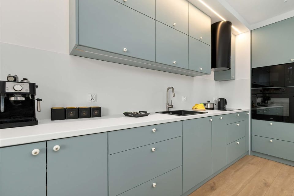 Coffee/tea facilities, Kitchen or kitchenette, dishwasher, oven, pet friendly, stove