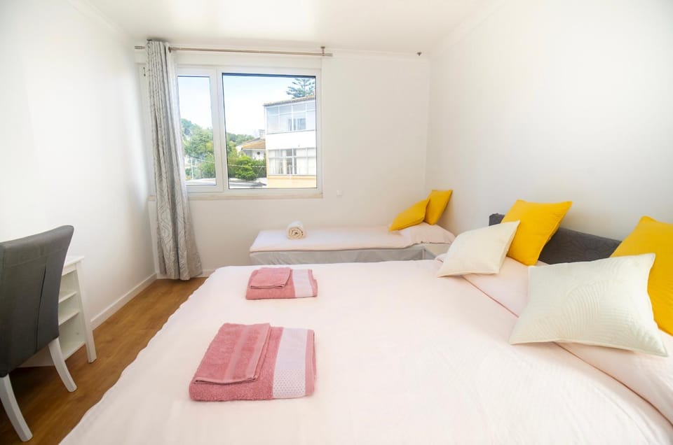 warm home Bed and Breakfast in Cascais