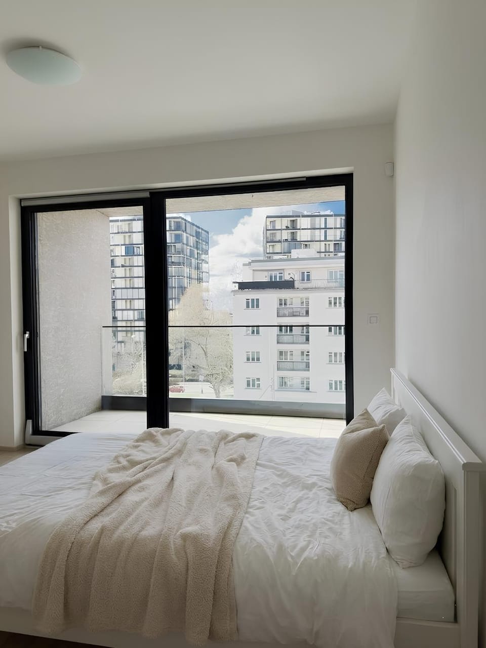 Bed, View (from property/room)
