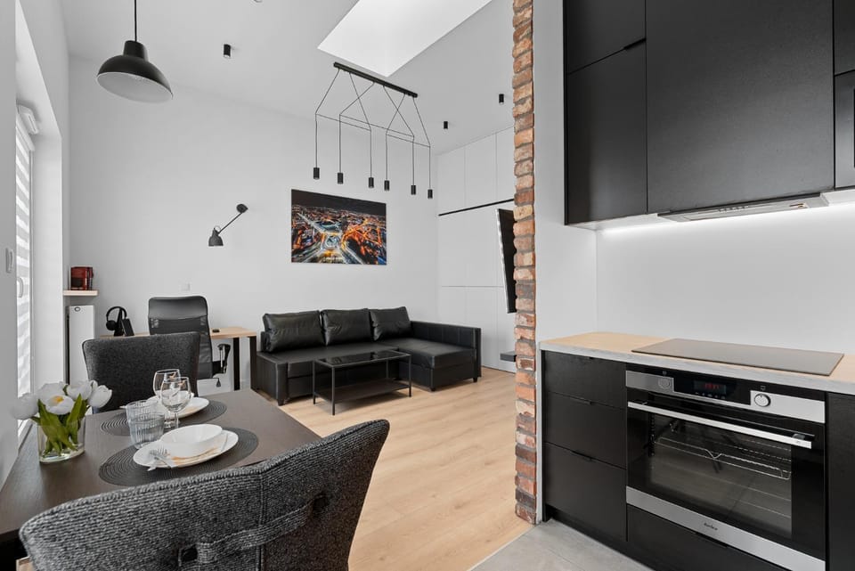 Kitchen or kitchenette, Living room, Seating area, Dining area, stove