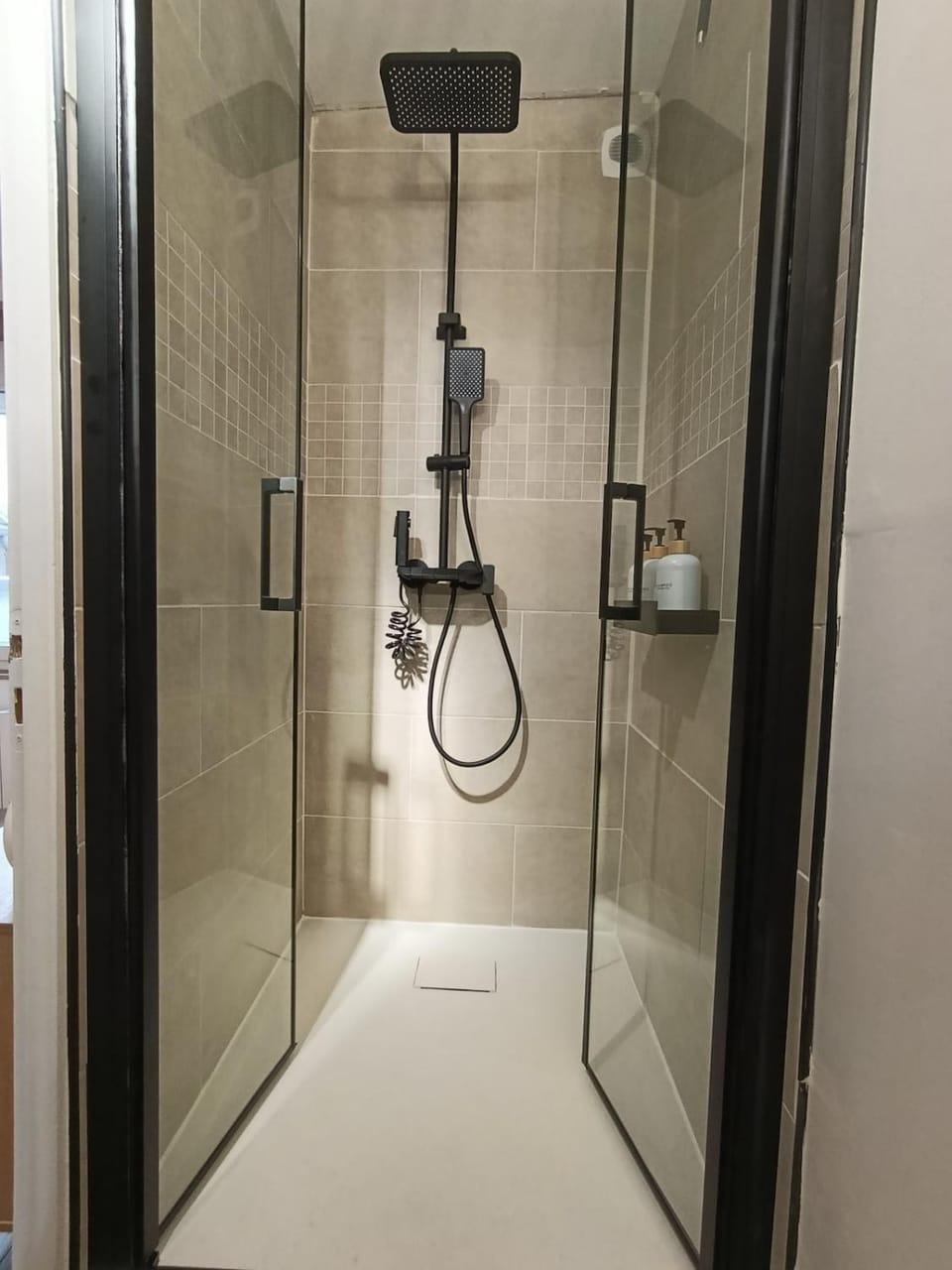 Le Cathedrale Jean Moulin, parking, city center Apartment in Chartres