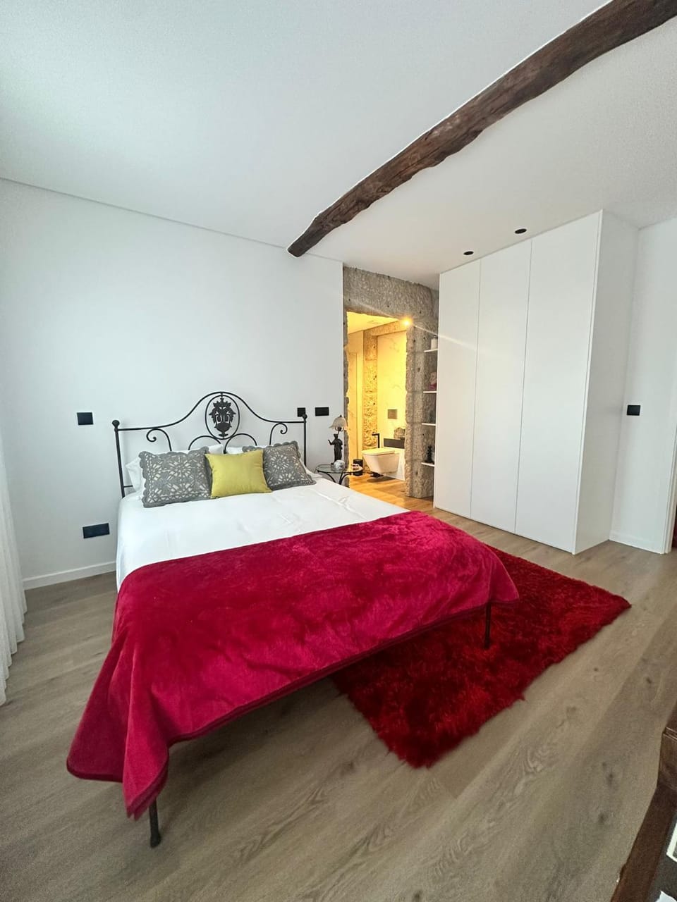 Bed, Bathroom, Bedroom, VIP