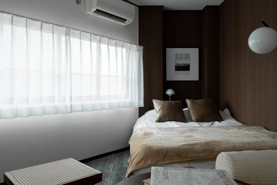 Bed, Bedroom, air conditioner