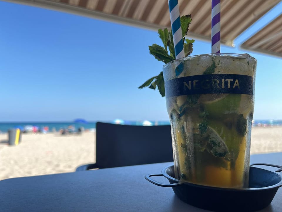 Beach, Drinks