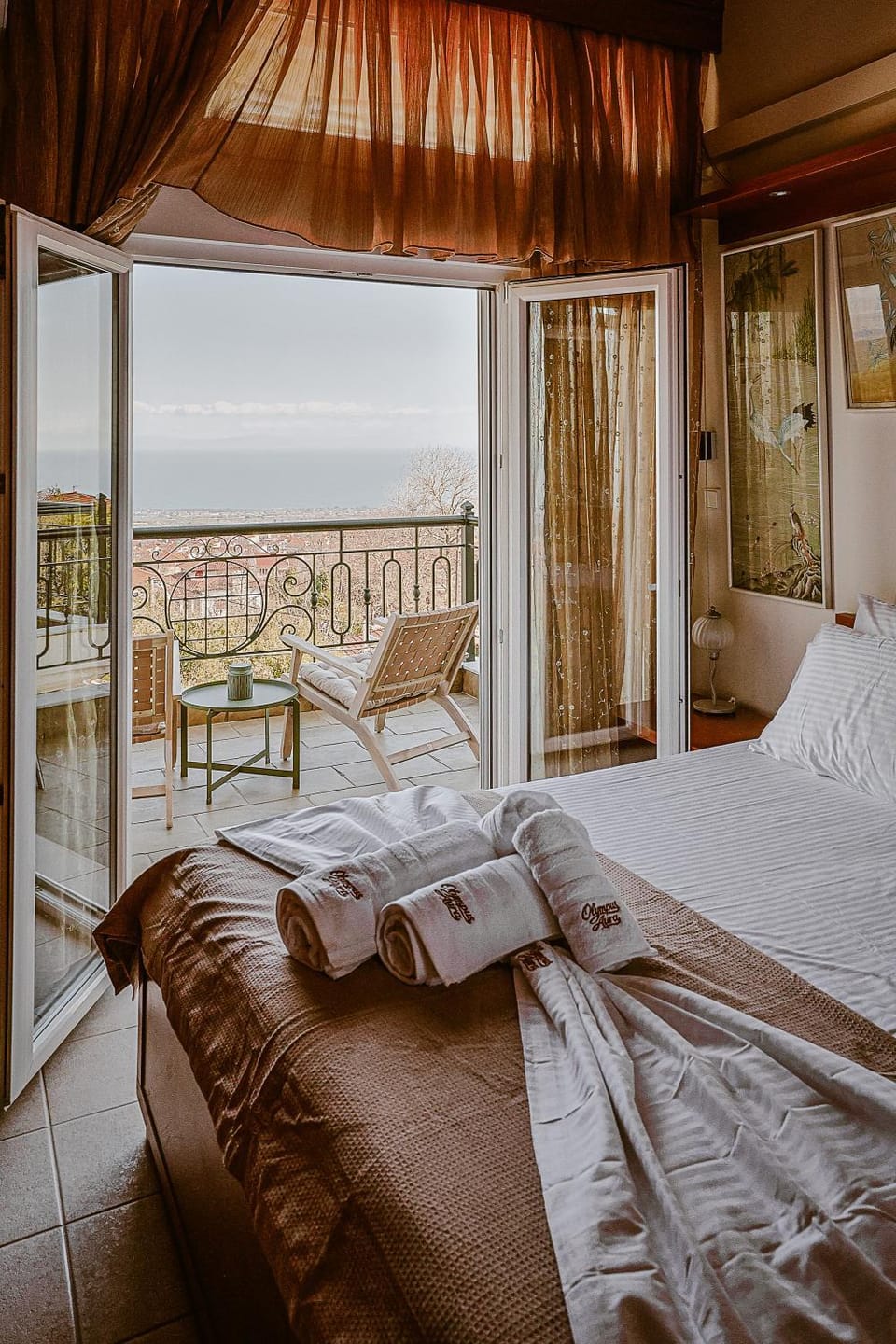 Bed, View (from property/room), Balcony/Terrace, Seating area, Bedroom