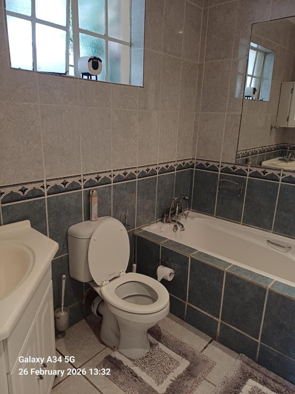 Toilet, Bathroom, Bath