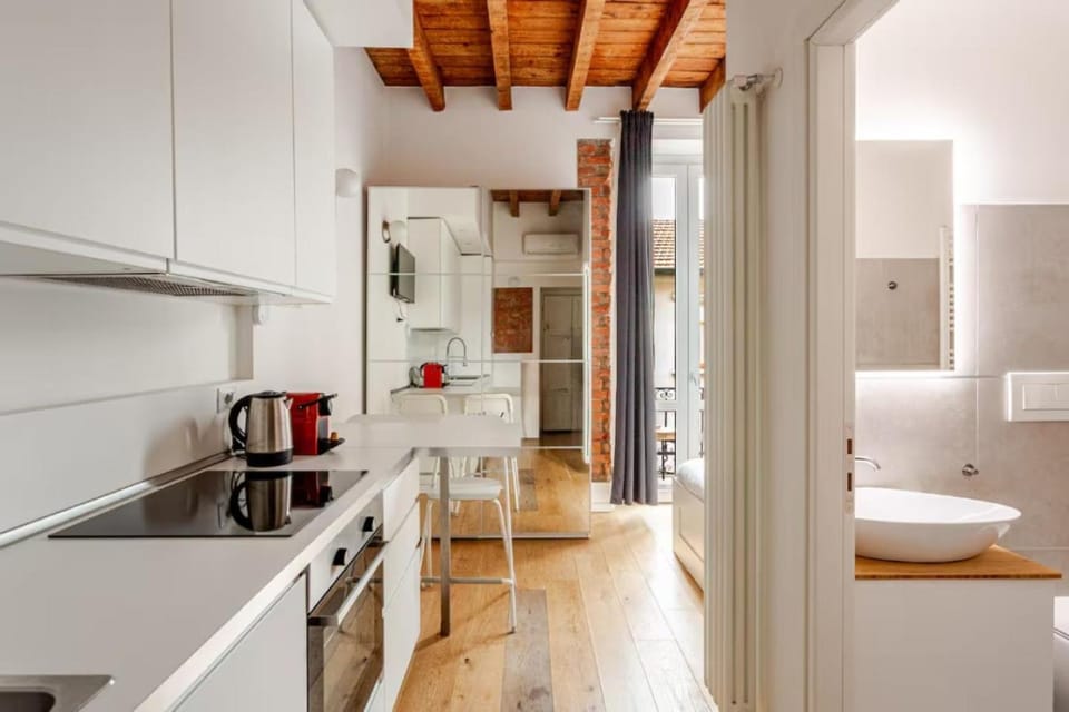 Bathroom, Photo of the whole room, oven, stove
