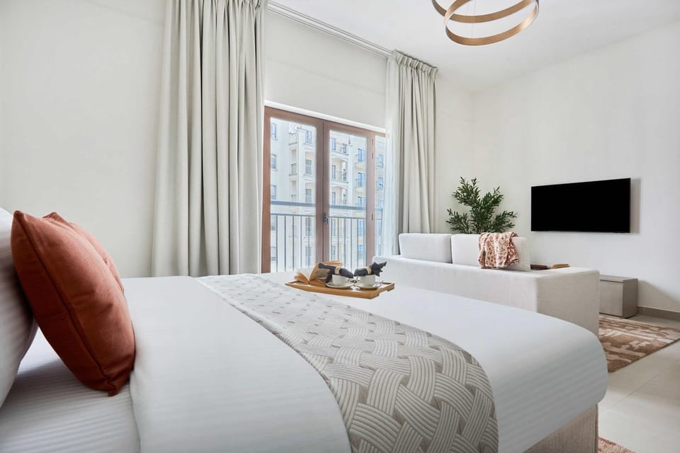 Bed, TV and multimedia