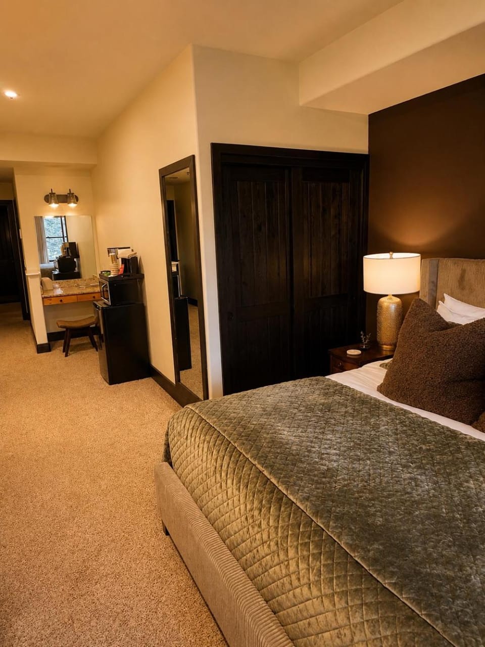 Bear Creek Lodge 303B Hotel Room Hotel in Mountain Village