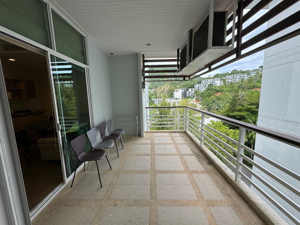 Veloche Group Karon Beach by Sino-Thai Apartment in Phuket