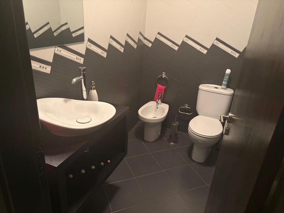 Toilet, Bathroom