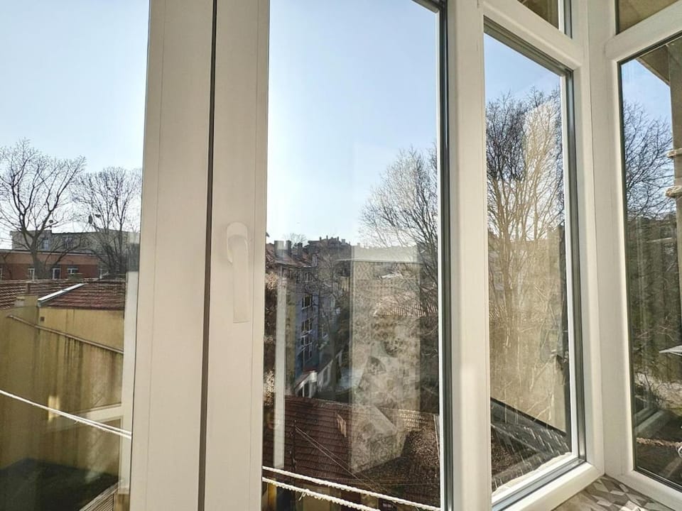 View (from property/room), View (from property/room), City view, City view