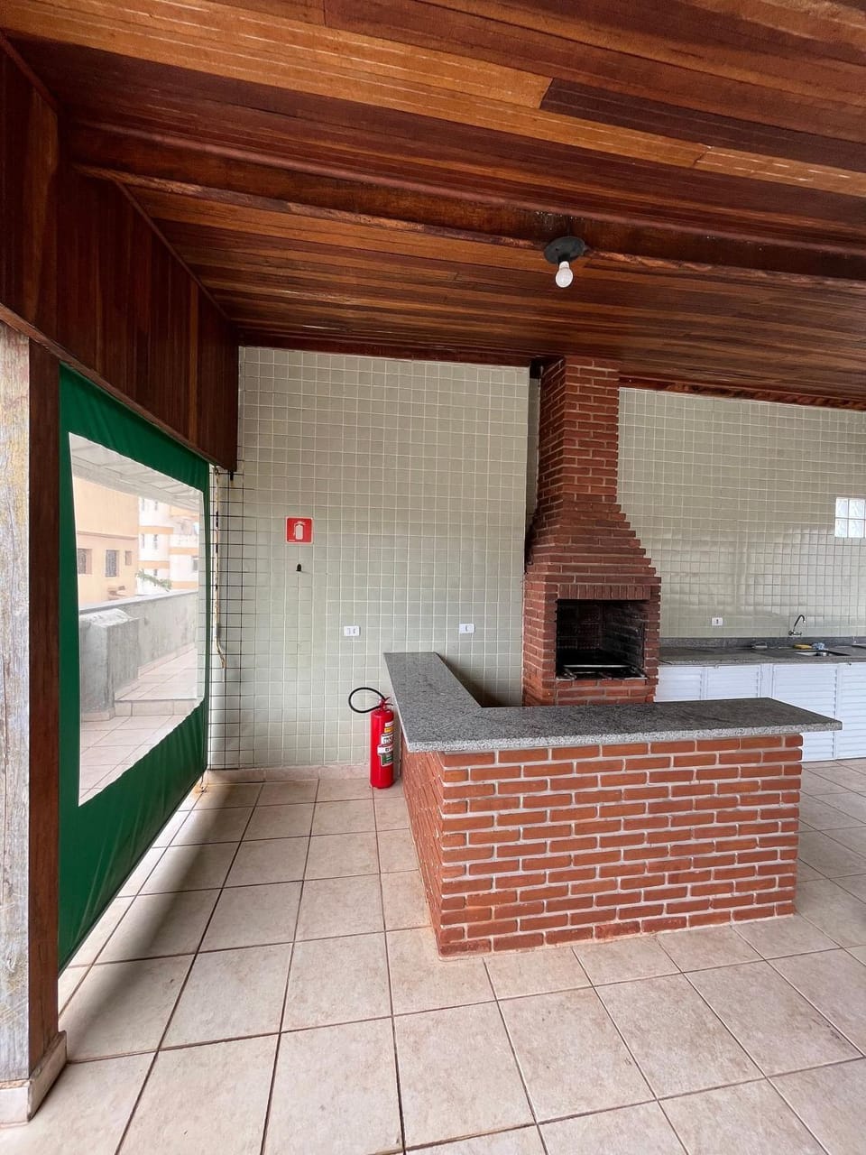Comfortable Apartment 350 meters from the Beach in Guarujá Apartment in State of São Paulo