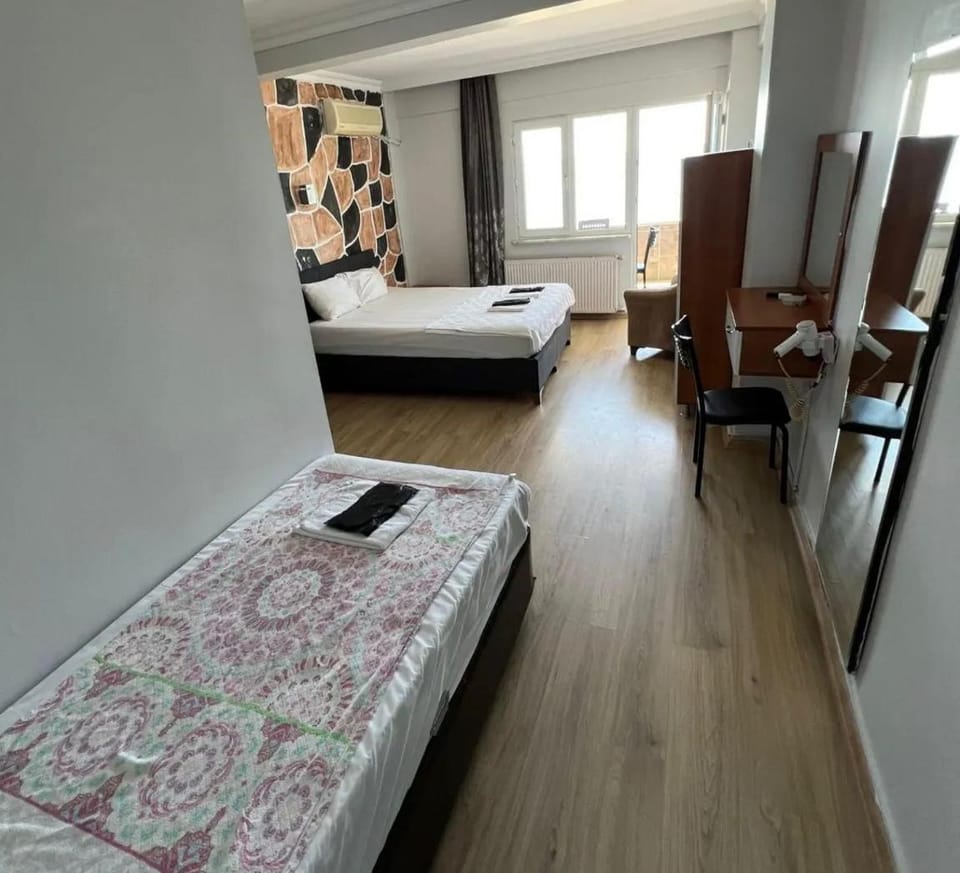 mavikumsal otel Hotel in İstanbul Province