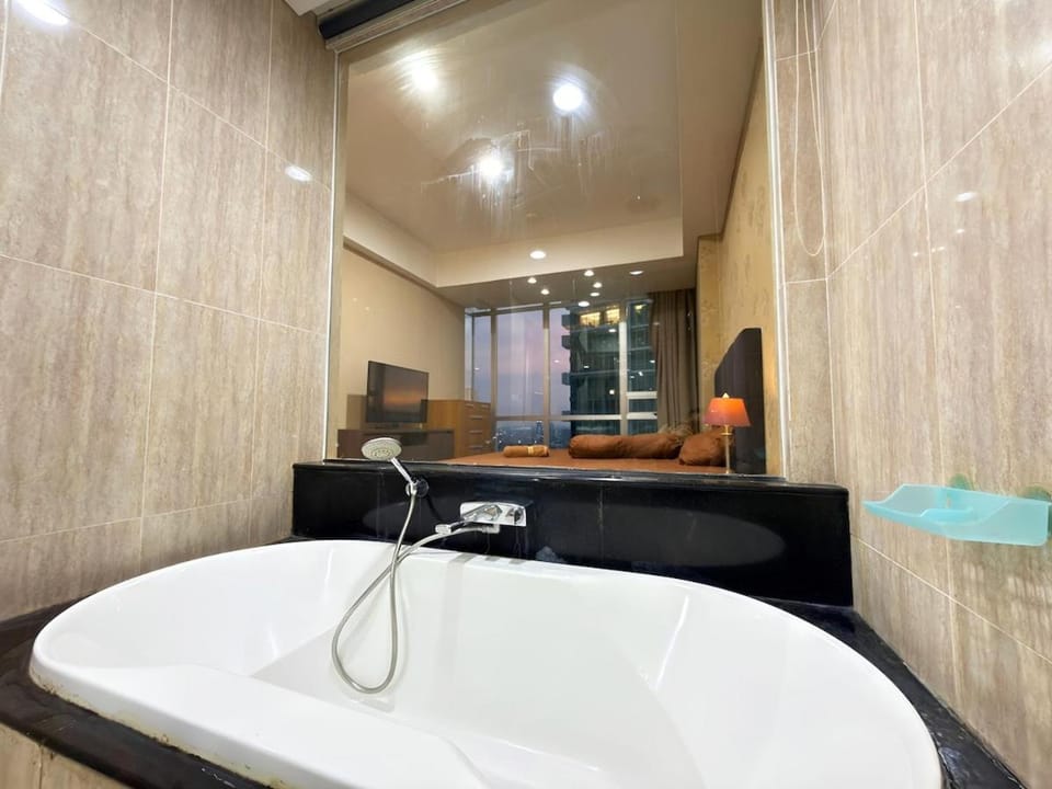 Apt Kemang Village luxury & elegant Apartment in South Jakarta City