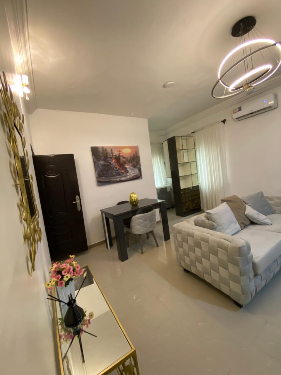 Living room, Photo of the whole room, Seating area